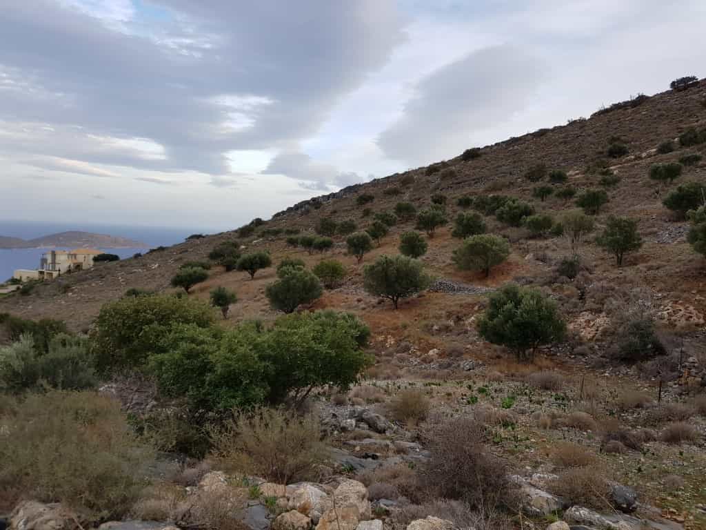 Земля в Еллініка, Криті 10801206