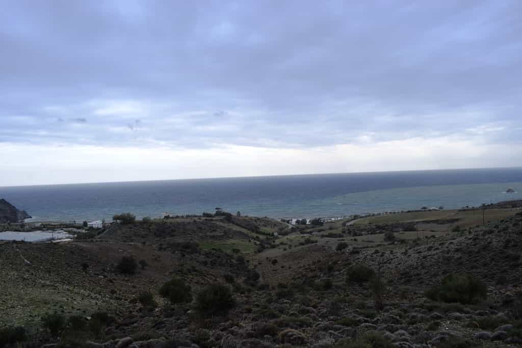 Земля в Lentas, Криті 10801225
