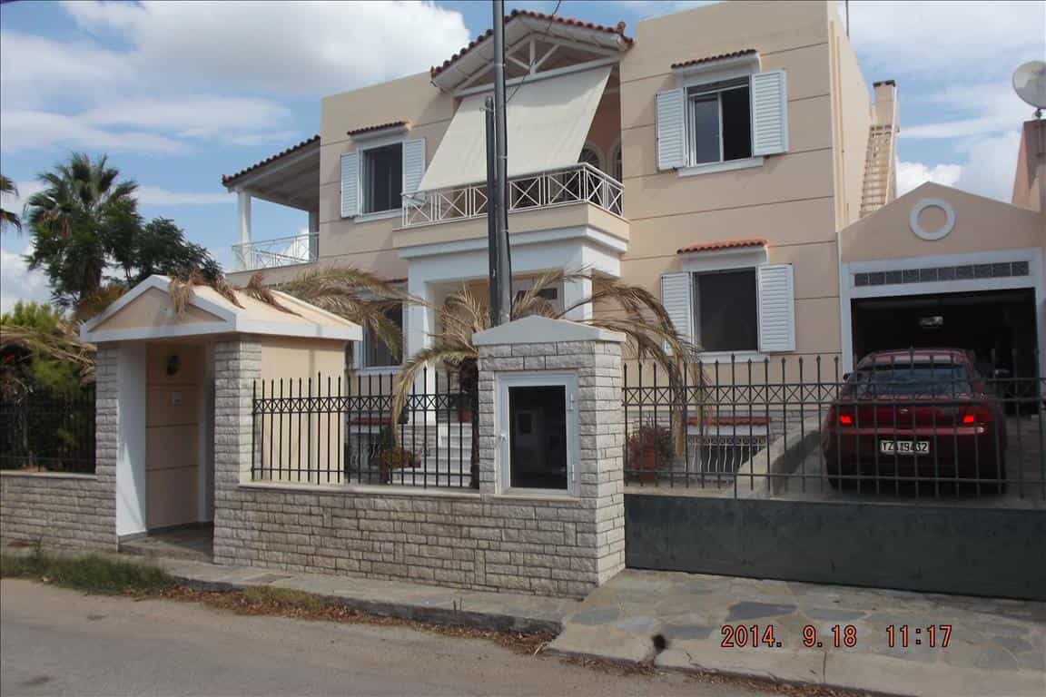 House in Anavyssos, Attiki 10801510