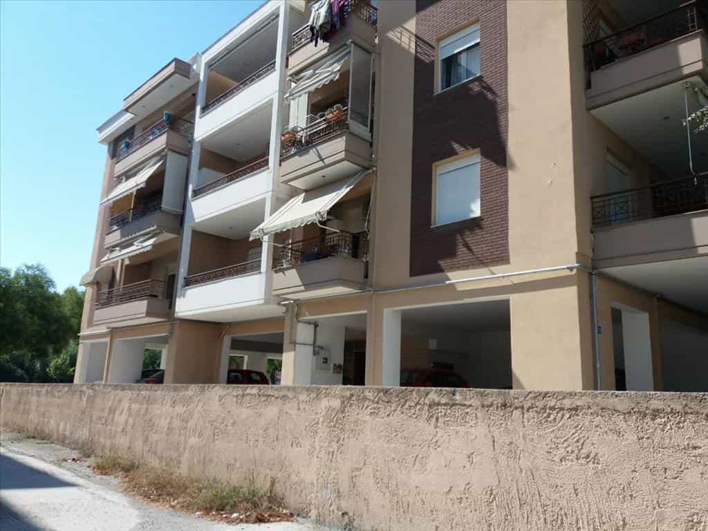 Condominium dans Nei Epivates,  10801512