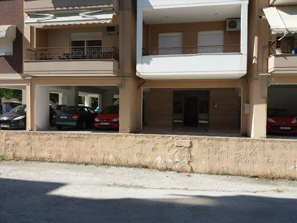 公寓 在 尼奥伊·埃皮瓦特斯, 肯特里基马其顿 10801512
