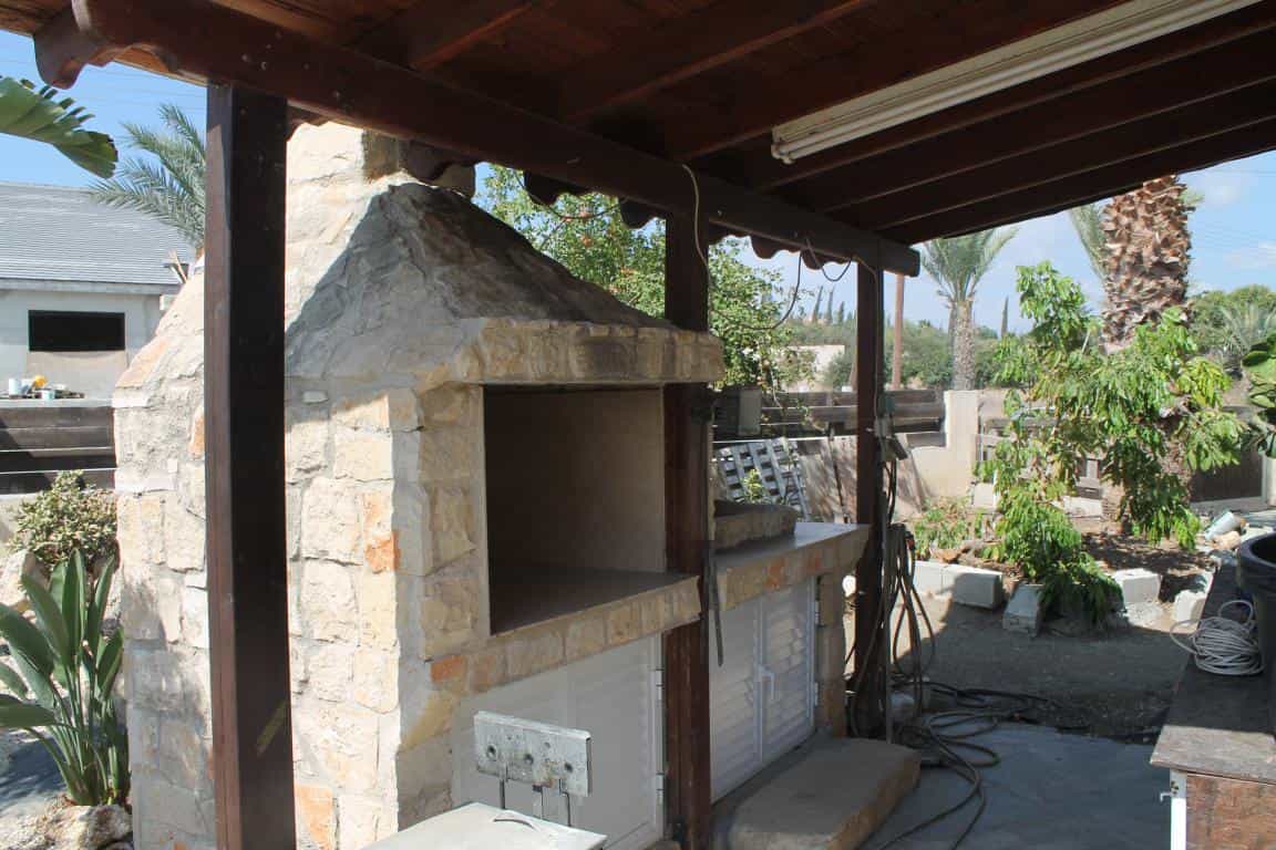 House in Parekklisia, Larnaka 10801614