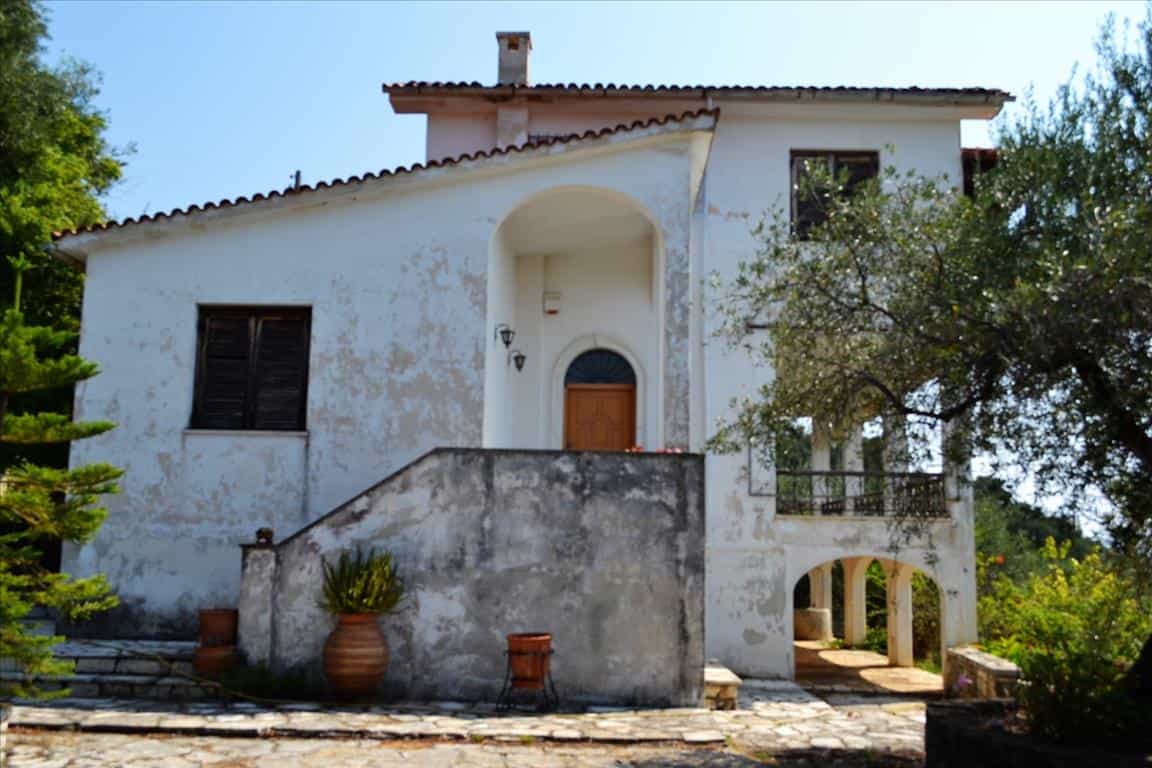 Будинок в Іпсос, Іонія Нісія 10801635
