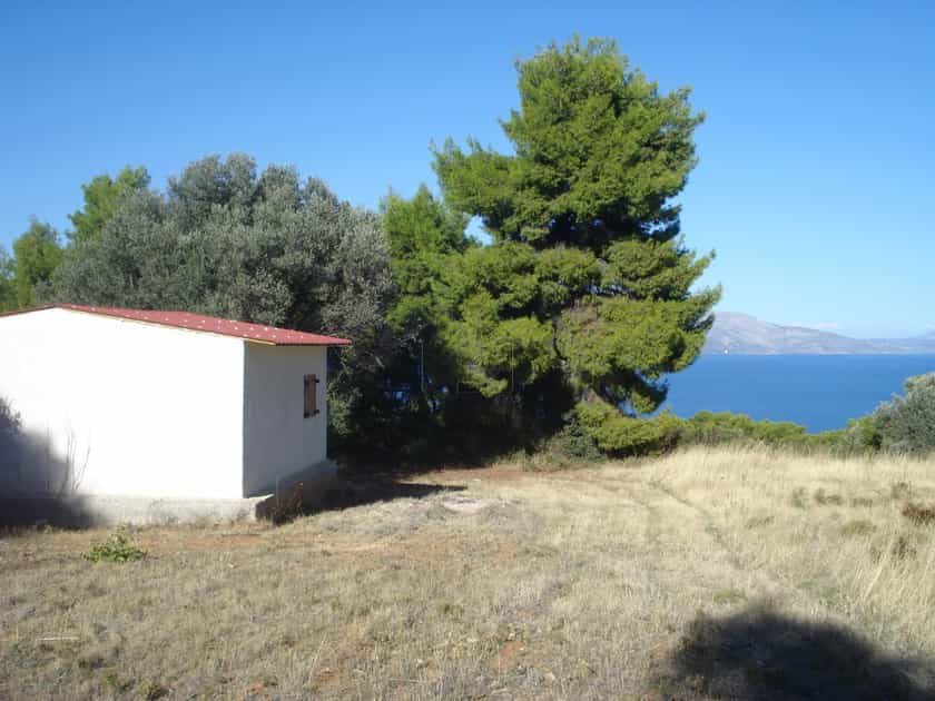 House in Markopoulo, Attiki 10801835