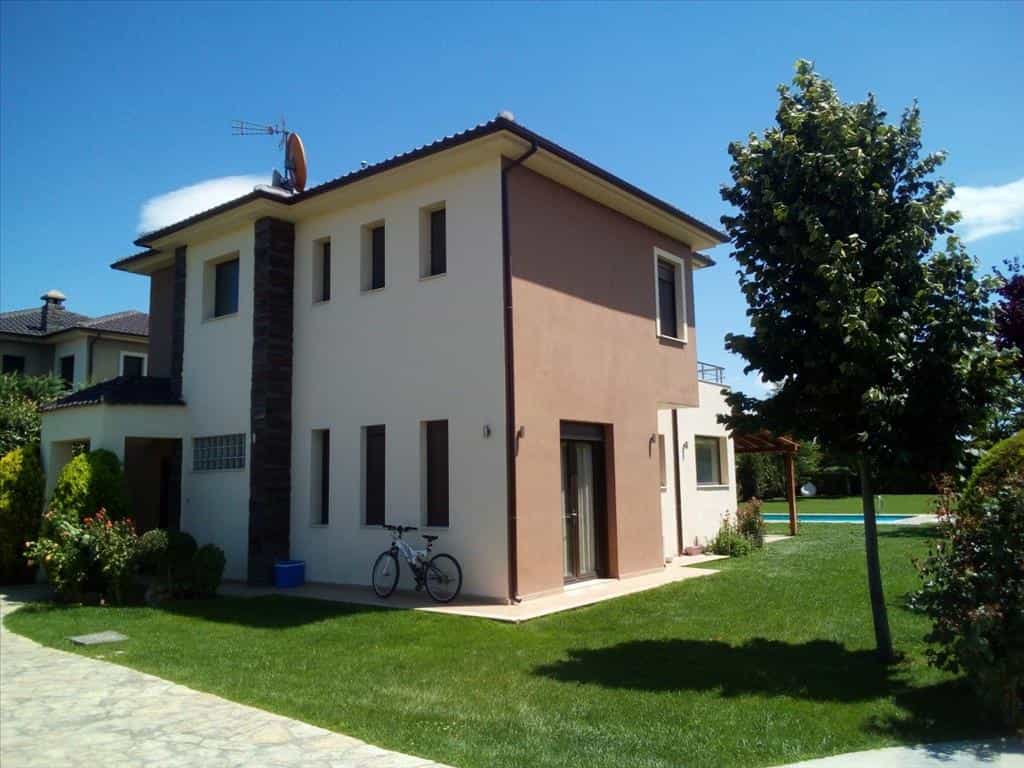 House in Tagarades, Kentriki Makedonia 10801990