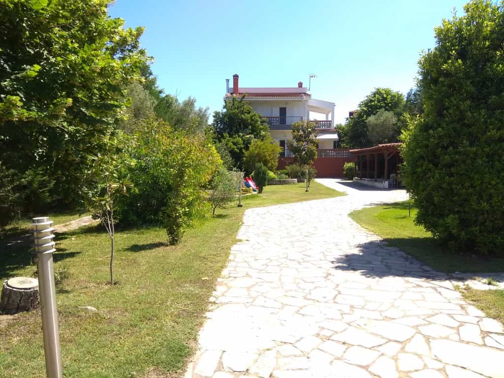 House in Kassandreia, Kentriki Makedonia 10802131