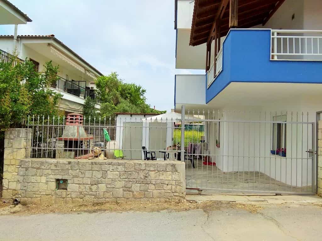 House in Nea Poteidaia, Kentriki Makedonia 10802340