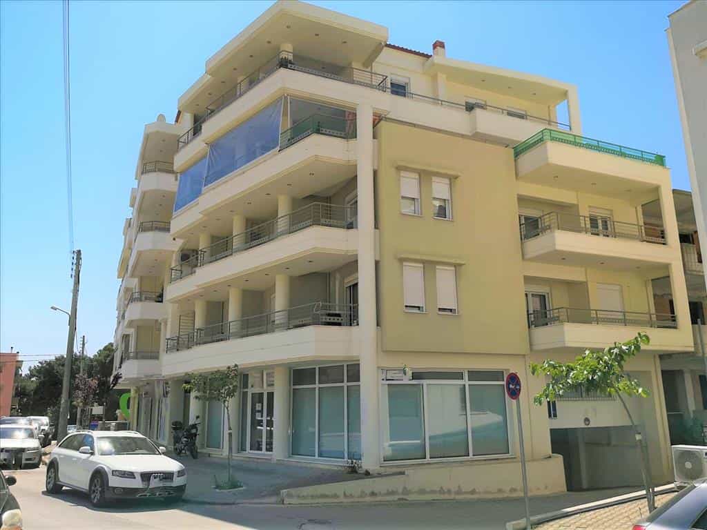 Condominium in Poligiros,  10802373