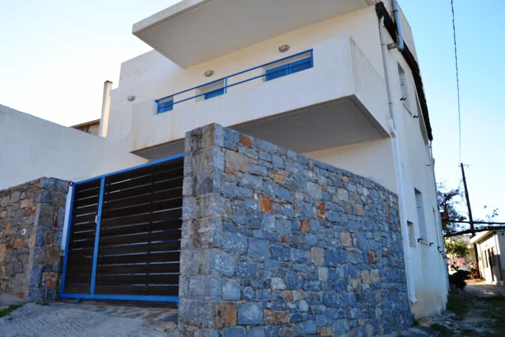 Condominium dans Atsimpraga, Kriti 10802515