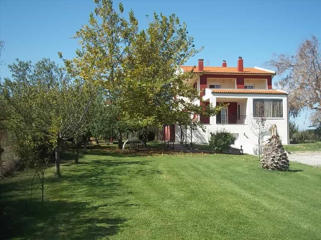 房子 在 Agia Triada, Kentriki Makedonia 10802580