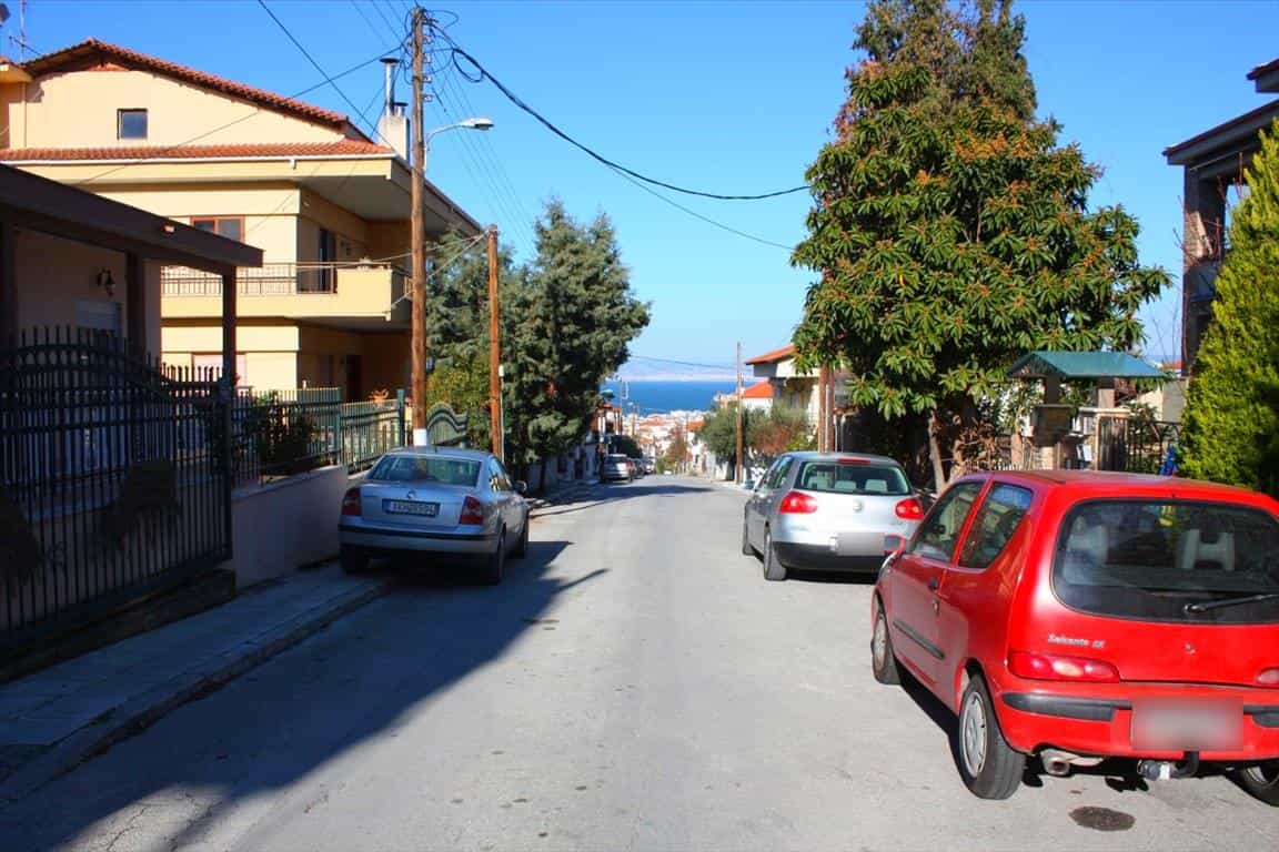 Condominium in Perea,  10802981