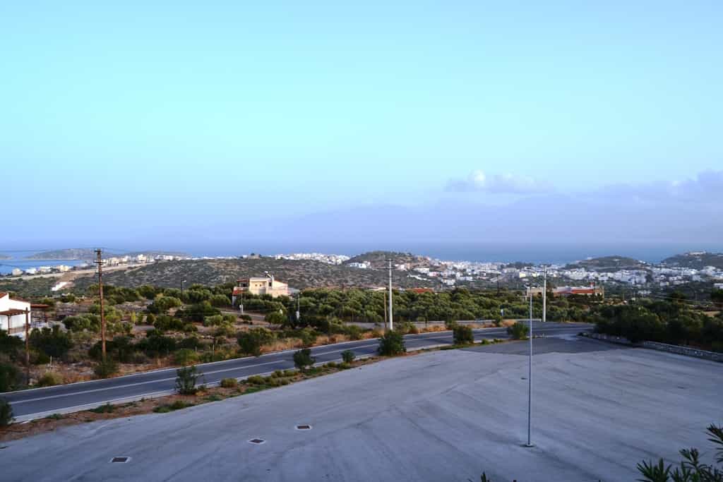 Промислові в Agios Nikolaos, Kriti 10803142