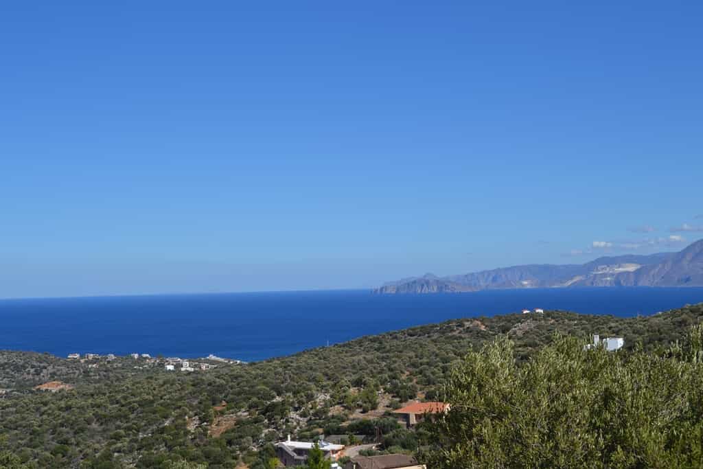 Land in Agios Nikolaos, Kriti 10803317