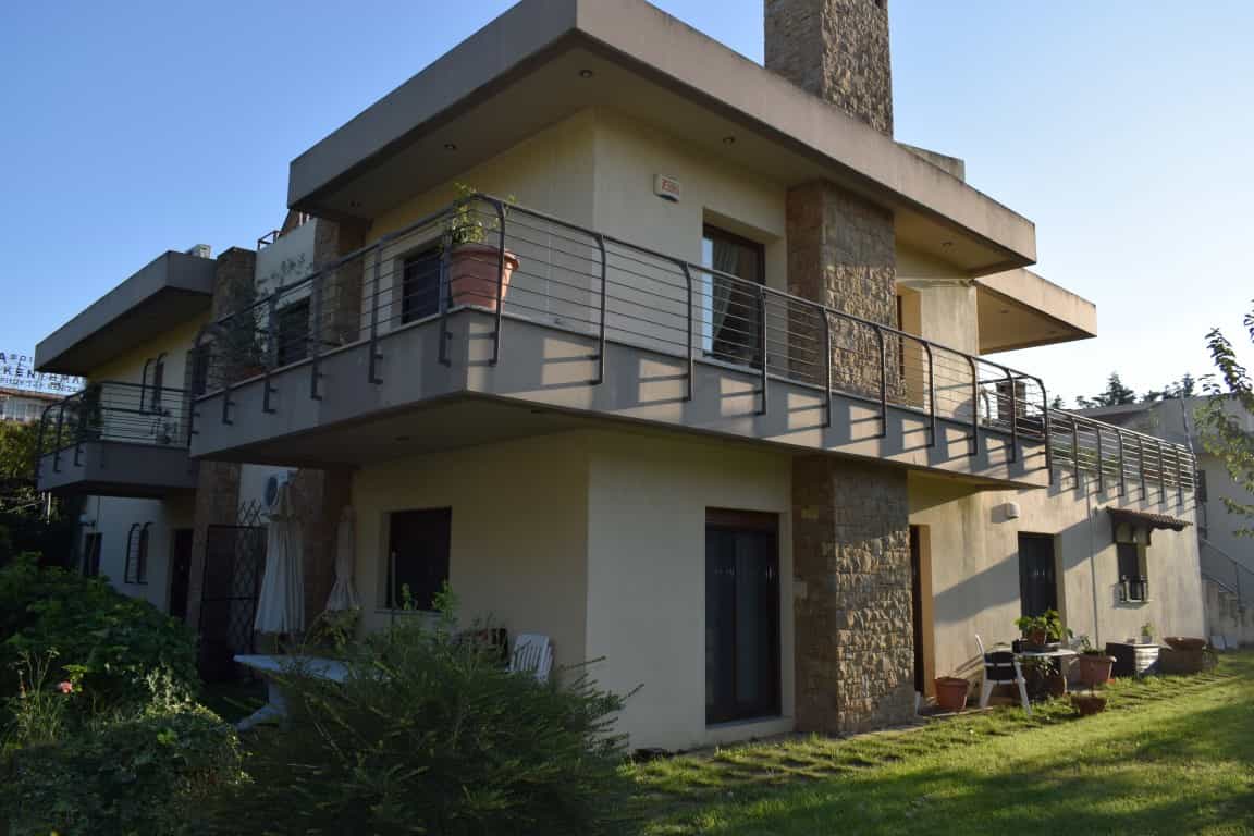 casa en Livadaki, Kentriki Macedonia 10803442