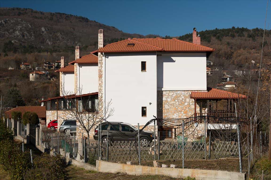 жилой дом в Пифио, Фессалия 10803619