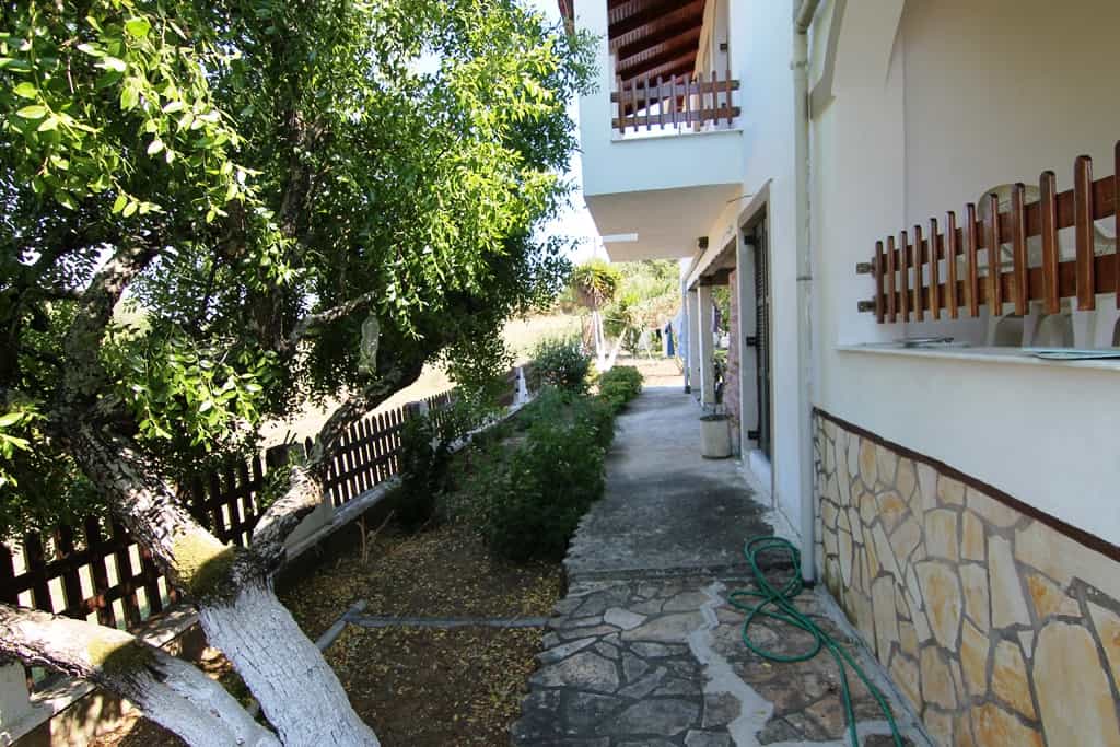 House in Marmaro,  10803833