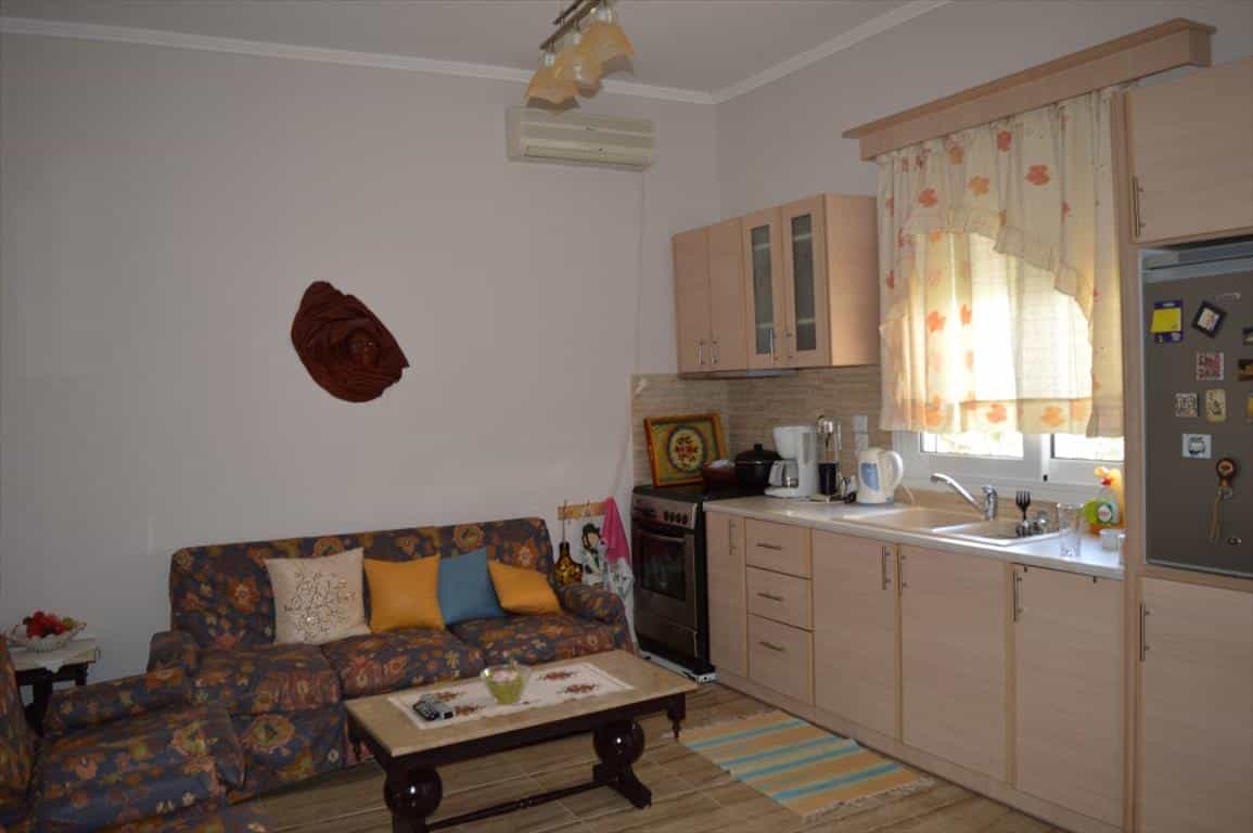 公寓 在 Nea Palatia,  10803973