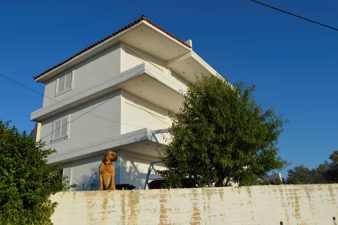 House in Palaia Fokaia, Attiki 10804096
