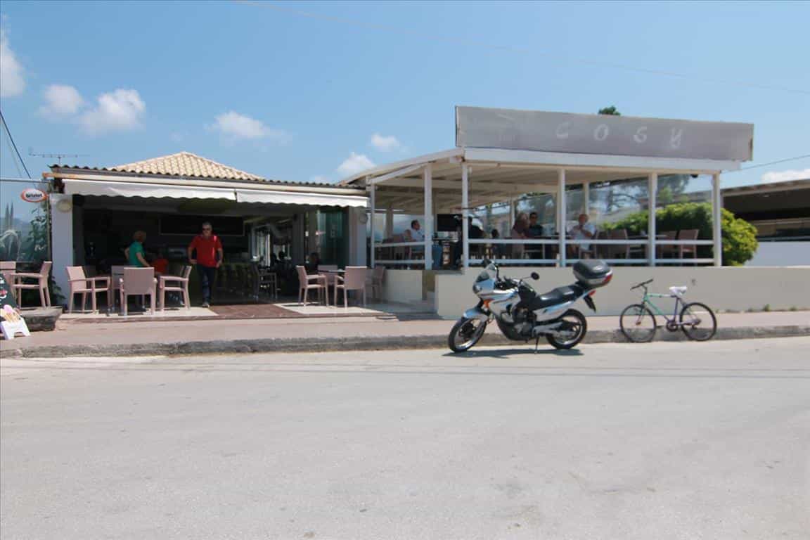 Industriale nel Agios Georgios,  10804179