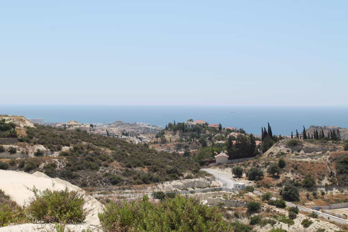 Land in Kato Polemidia, Limassol 10804209