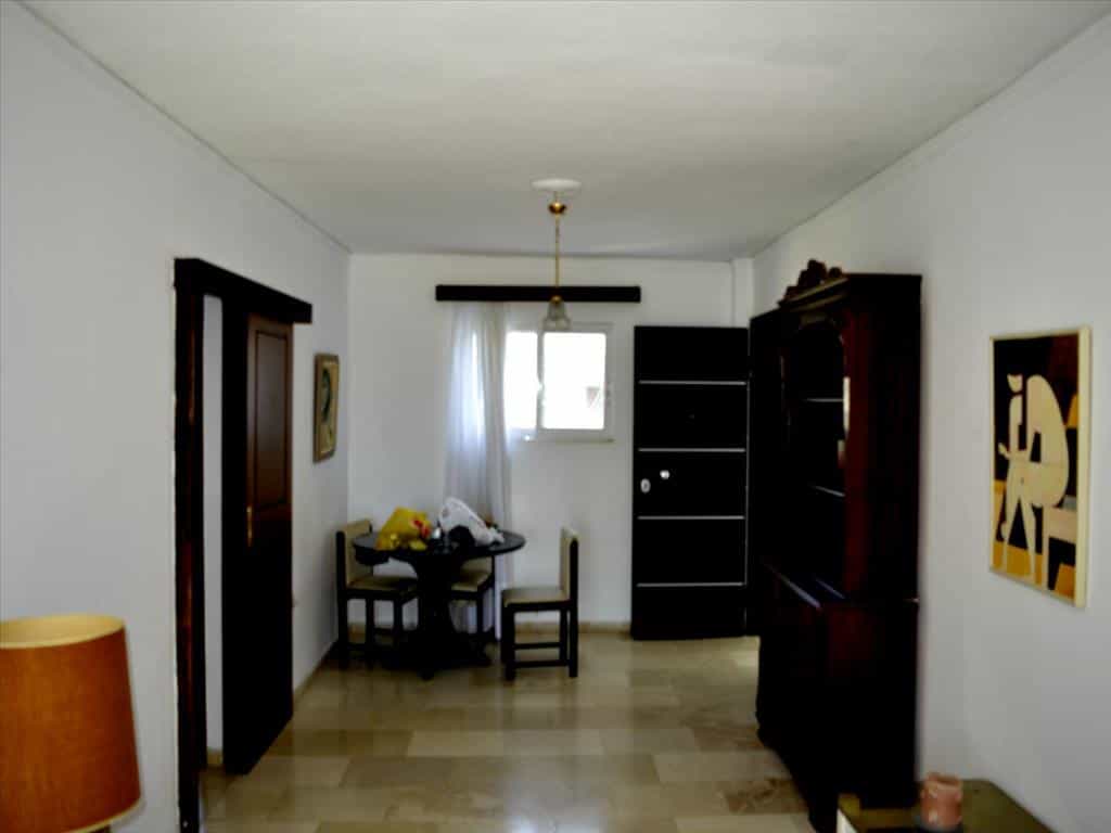公寓 在 马夫罗·利塔里, 阿蒂基 10804327