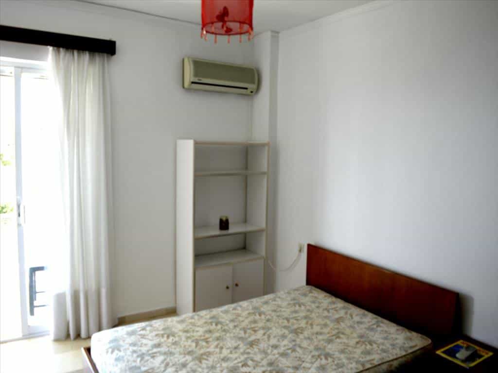Condominium in Saronida,  10804327