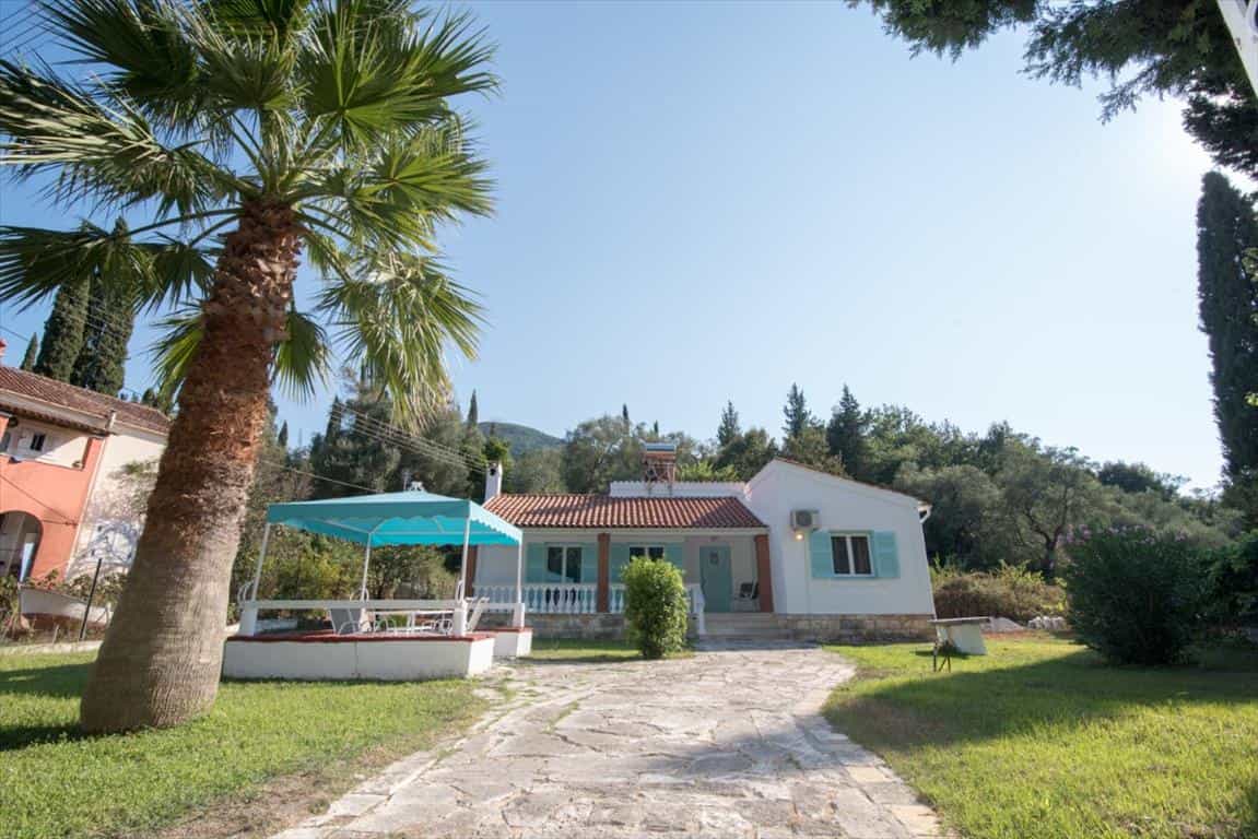 Huis in Kynopiastes, Ionia Nisia 10804450