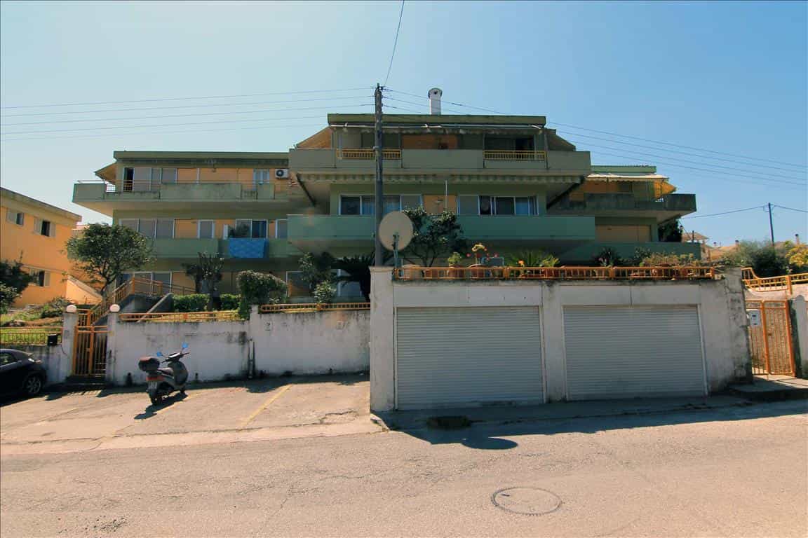 Condominium in Kerkira,  10804500