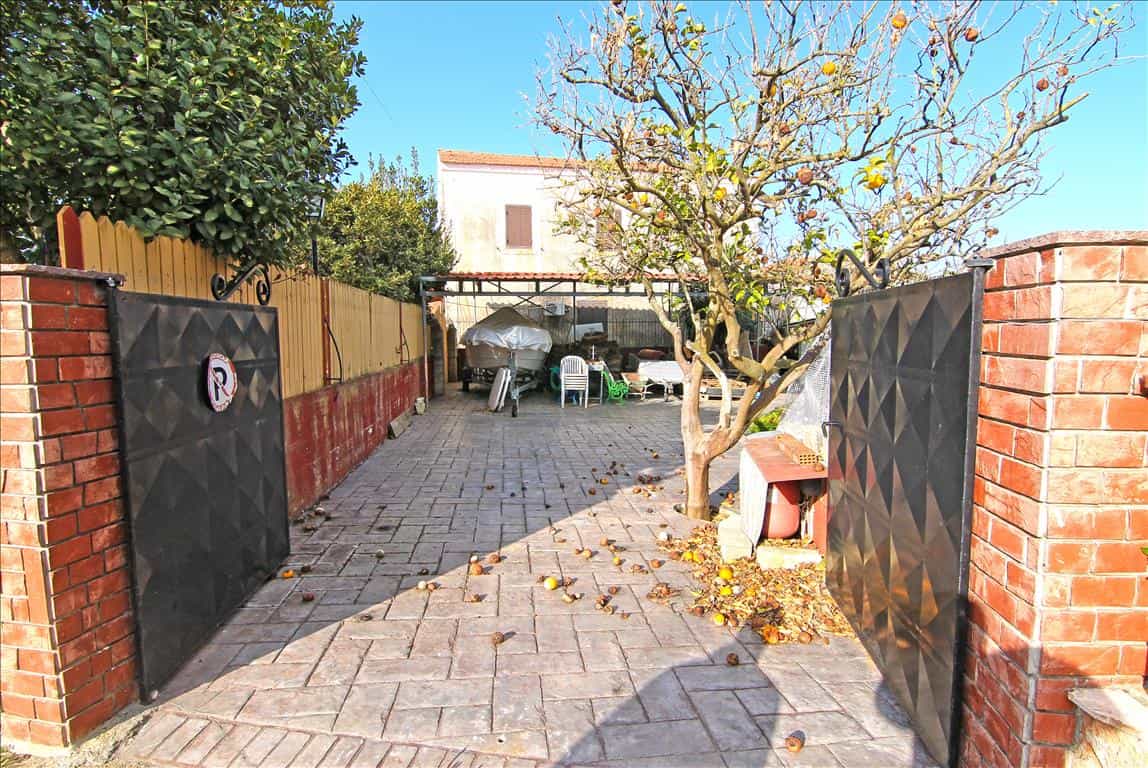 房子 在 Agios Markos, Ionia Nisia 10804622