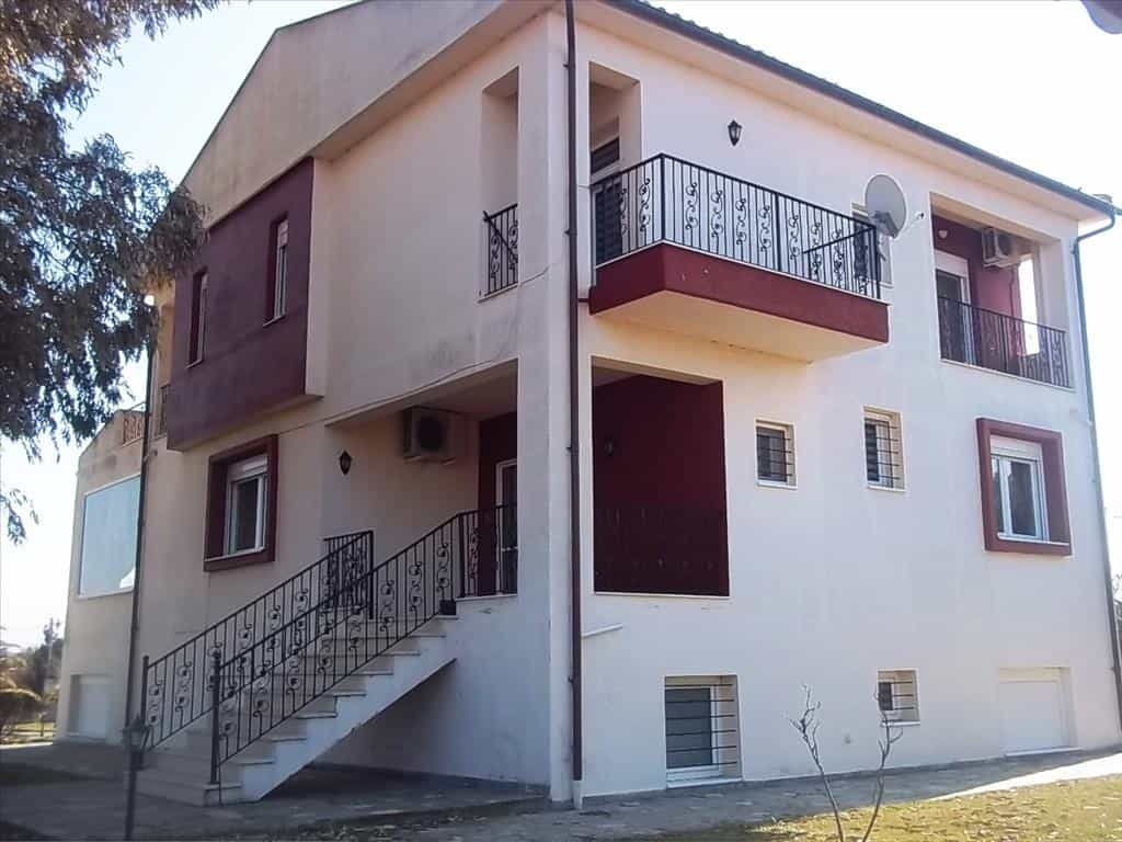 House in Epanomi, Kentriki Makedonia 10804633