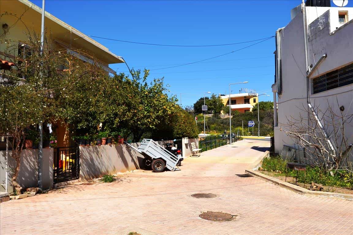 Sbarcare nel Agios Nikolaos, Kriti 10804635