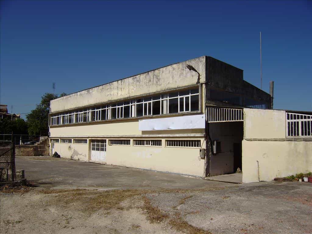 Industrieel in Alepou, Ionië Nisia 10805177