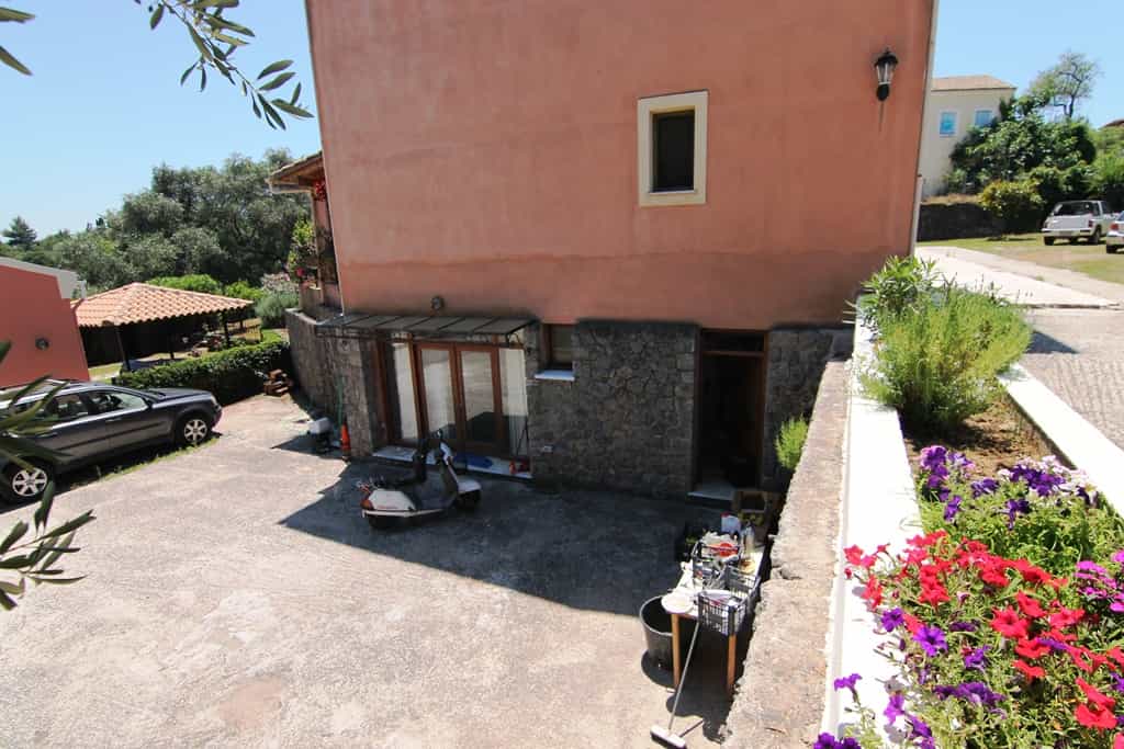 House in Kato Korakiana,  10805387