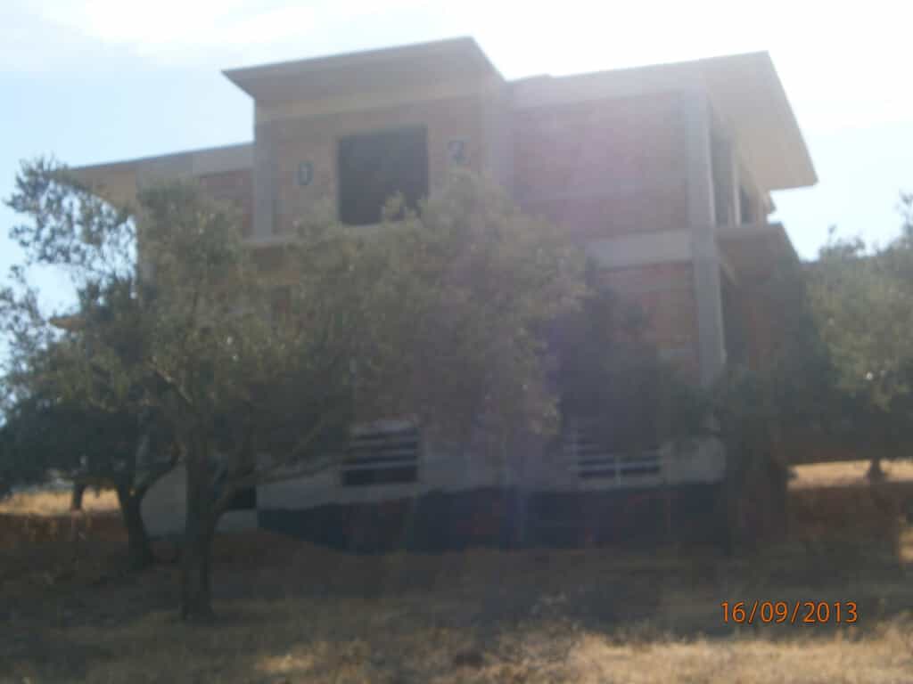 House in Koropi, Attiki 10805430