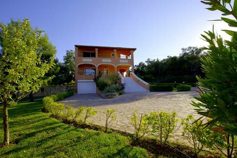 House in Gouvia, Ionia Nisia 10805510