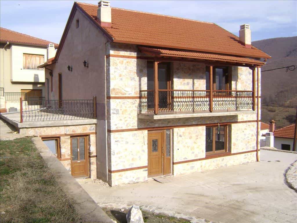 Dom w Florina, Dytiki Makedonia 10806025