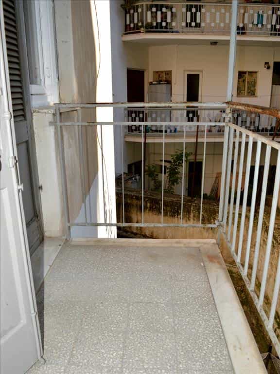 Квартира в Афіни, Аттікі 10806435