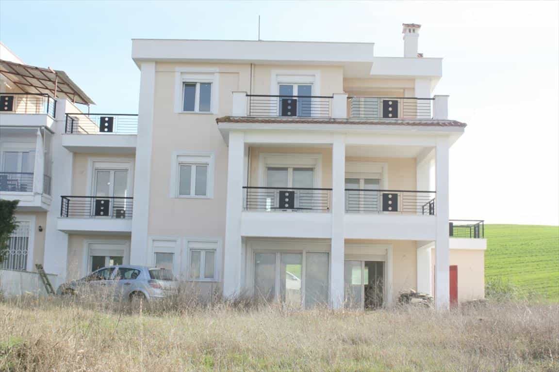 casa en Livadaki, Kentriki Macedonia 10806815