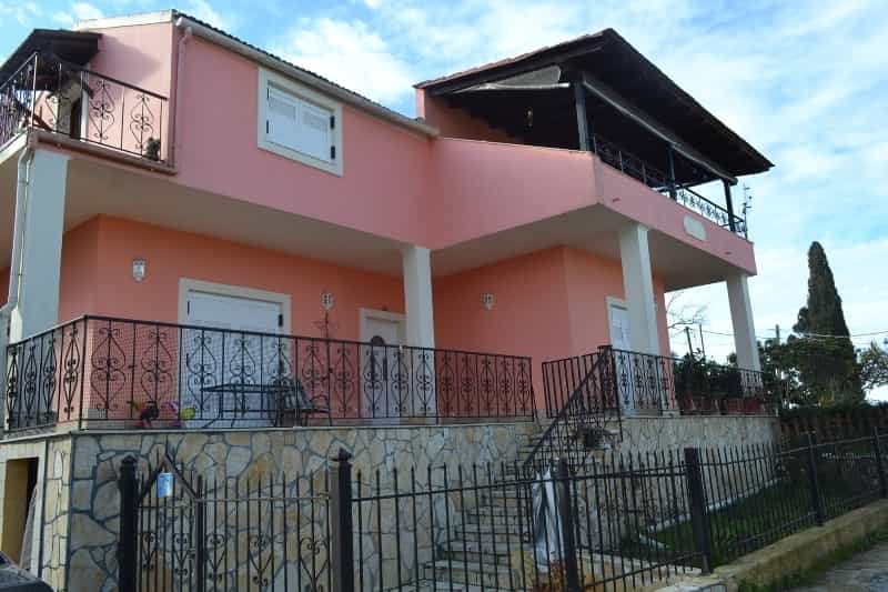 House in Mantouki, Ionia Nisia 10806865