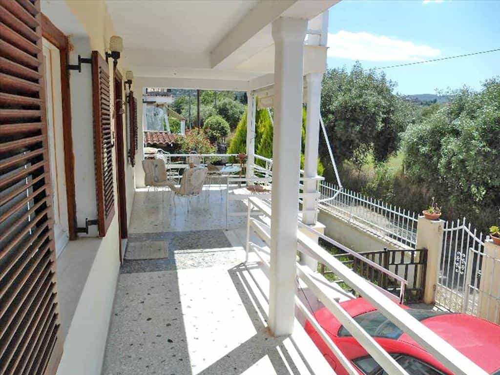 Dom w Agios Atanazy, Attyka 10806891