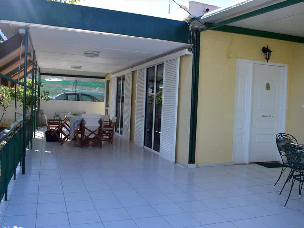 House in Agios Athanasios, Attiki 10807140