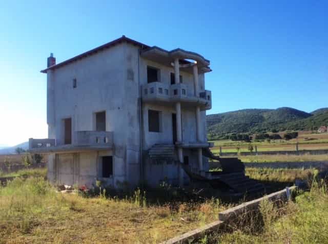 House in Lagkadas, Kentriki Makedonia 10807151