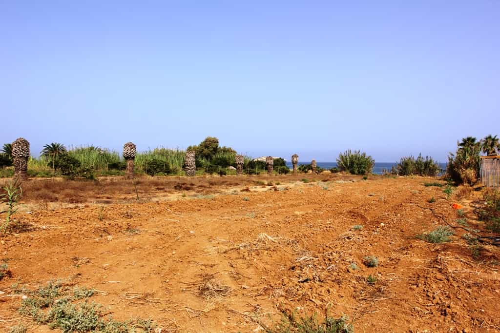 Tanah dalam Stavromenos, Kriti 10807333