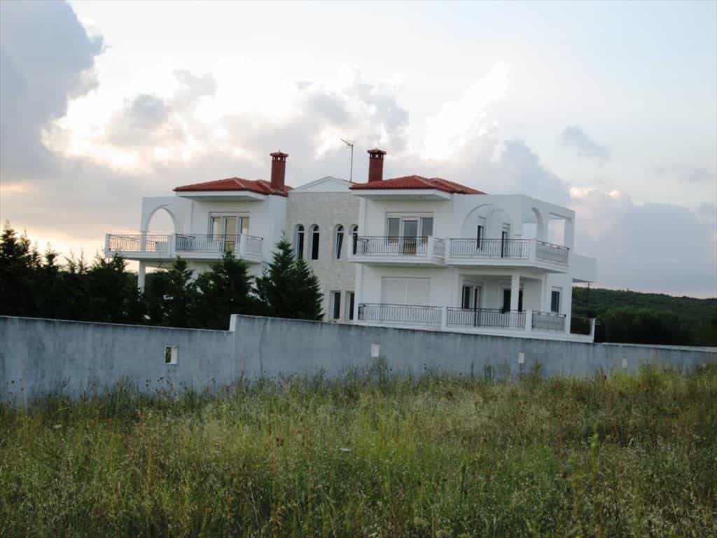 房子 在 Gerakini, Kentriki Makedonia 10807419