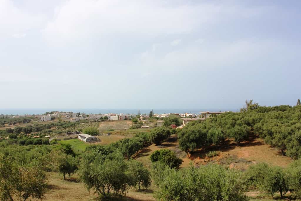 Земля в Сфакакі, Криті 10807848