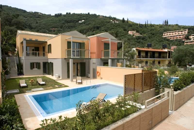 بيت في Agios Stefanos,  10807982