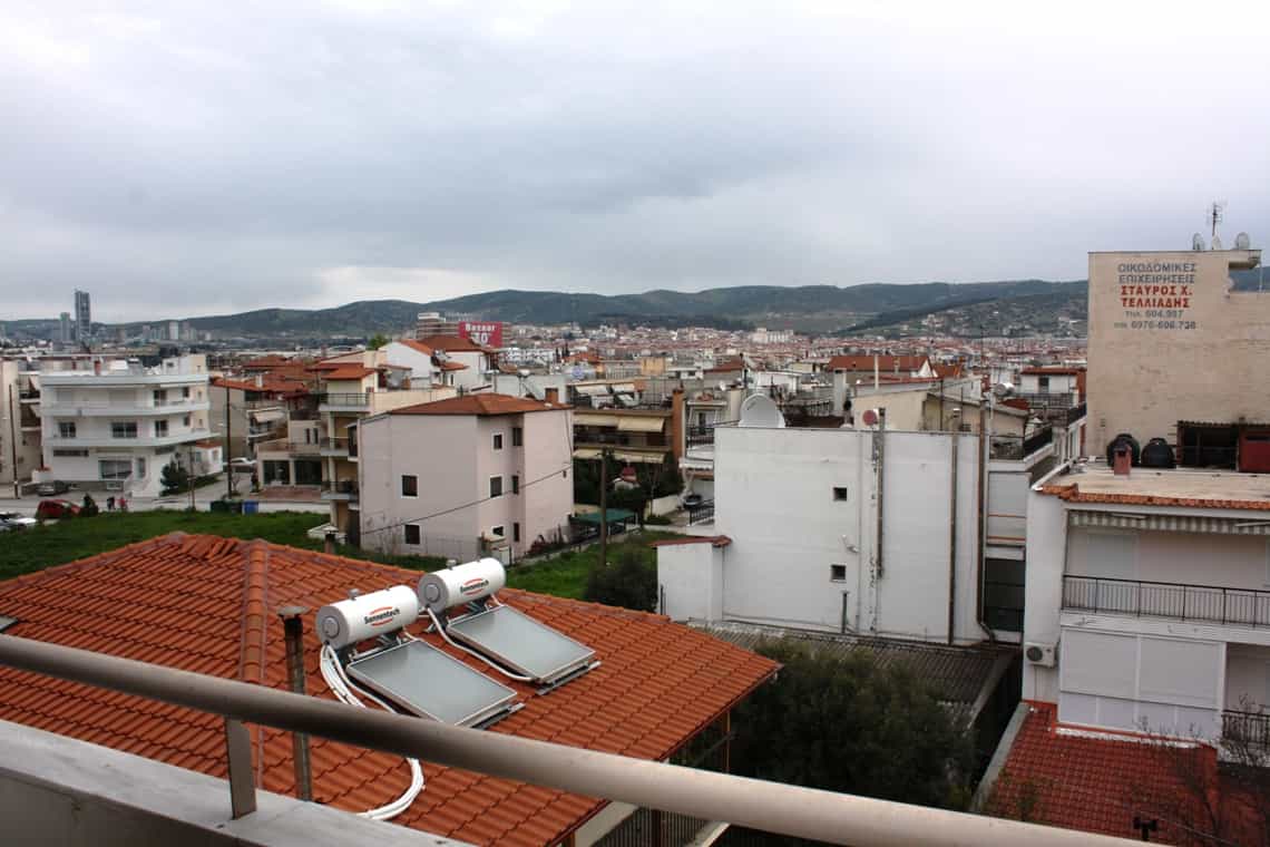 Condominium in Efkarpia, Kentriki Makedonia 10808014