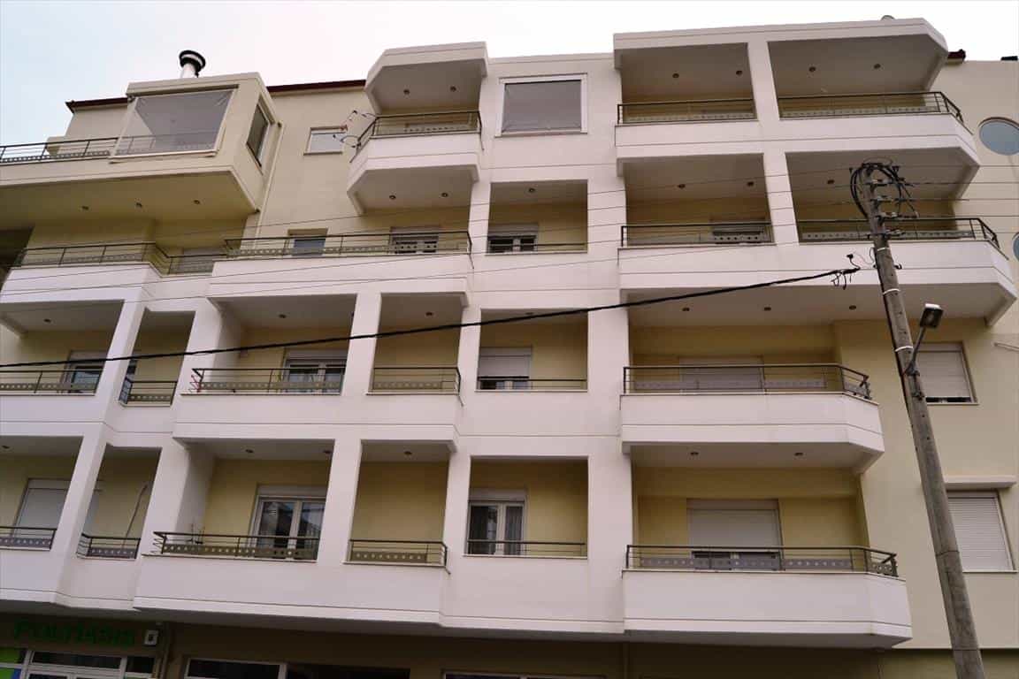 Condominium in Polygyros, Kentriki Makedonia 10808228