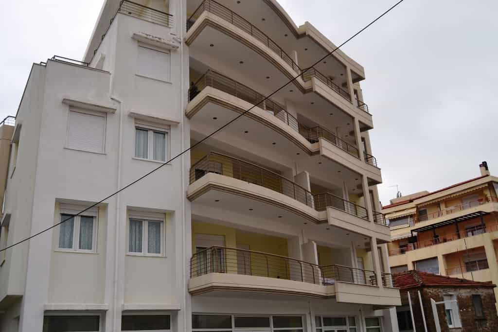 Condominium in Polygyros, Kentriki Makedonia 10808283