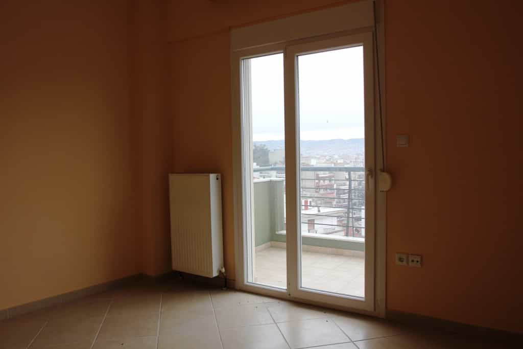 公寓 在 Efkarpia, Kentriki Makedonia 10808470